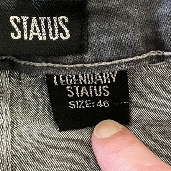 Legendary Status Grey Distressed Size 46 Demin Paint Splatter Shorts Grunge Goth - Picture 12 of 12